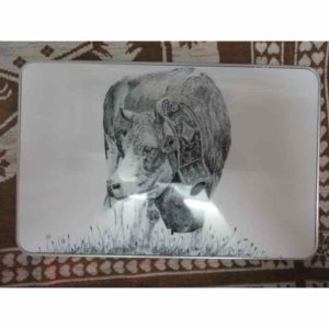 Boîte vache | Atelier Montagn'Art | dessin au crayon graphite | Claudine Rime