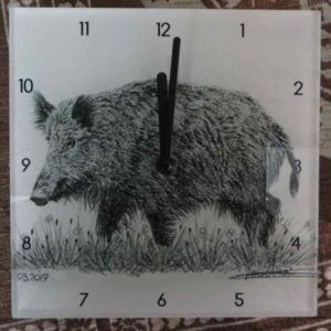 Horloge sanglier | Atelier Montagn'Art | dessin au crayon graphite | Claudine Rime