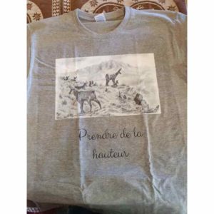 t-shirt famille de chamois | Atelier Montagn'Art | dessin au crayon graphite | Claudine Rime