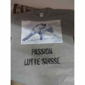 t-shirt lutte suisse | Atelier Montagn'Art | dessin au crayon graphite | Claudine Rime