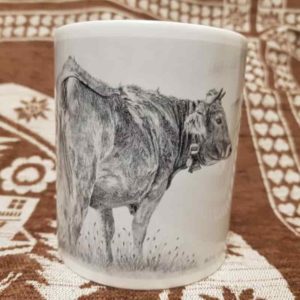 tasse vache grise | Atelier Montagn'Art | dessin au crayon graphite | Claudine Rime