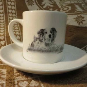 tasse à café chien et chat | Atelier Montagn'Art | dessin au crayon graphite | Claudine Rime